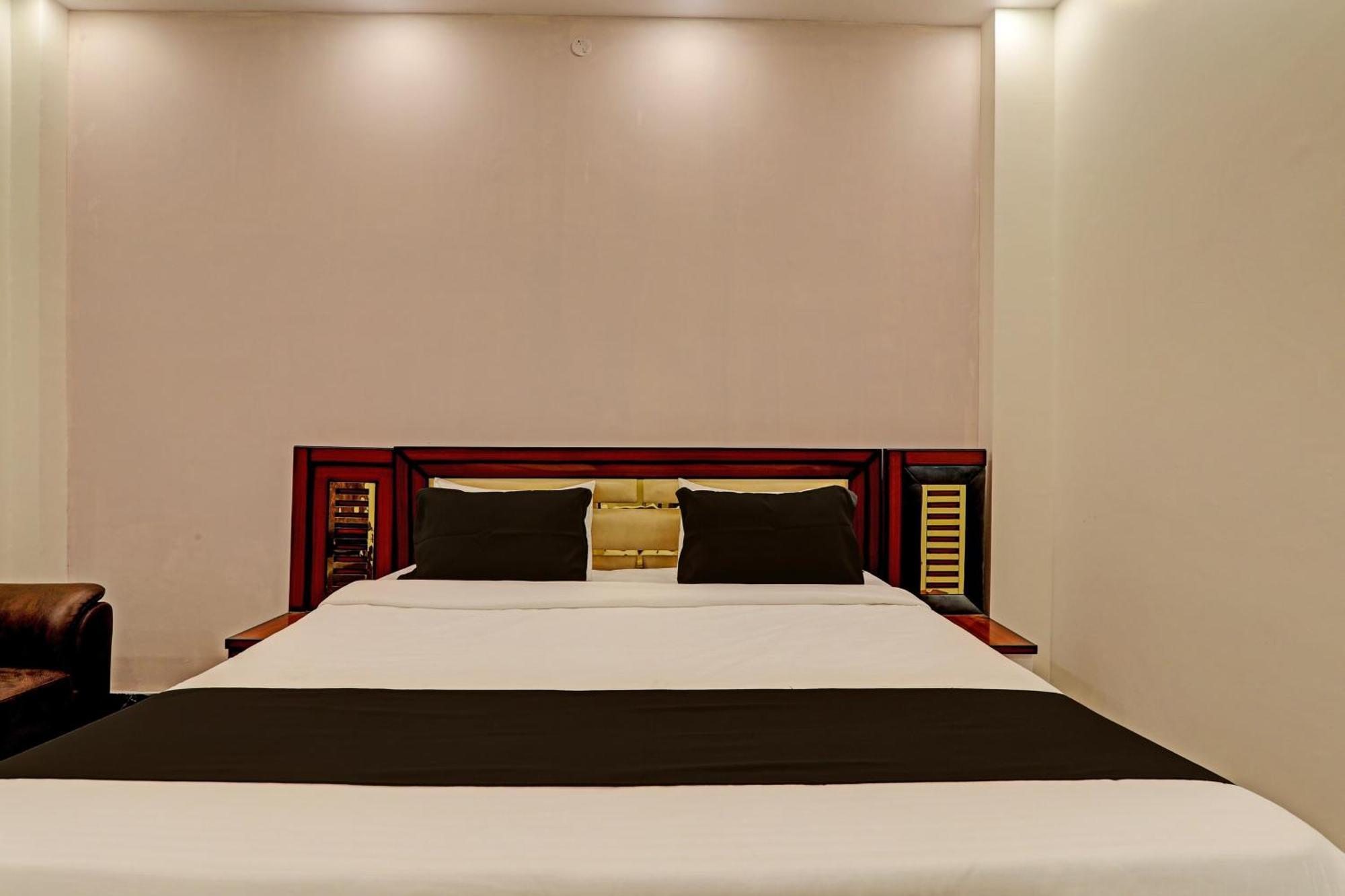 Hotel O Awadh International Bela Pratapgarh Exterior photo