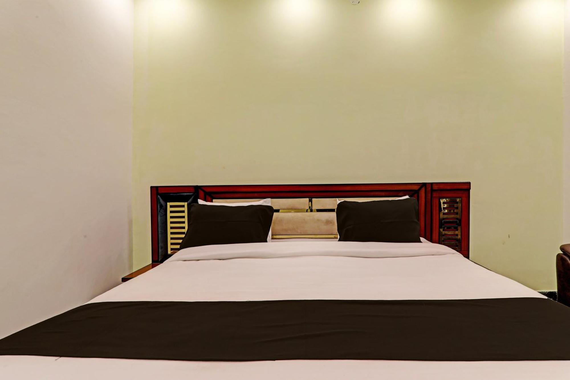 Hotel O Awadh International Bela Pratapgarh Exterior photo